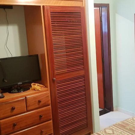 Apartamento Marco E Hilda Убатуба Екстериор снимка