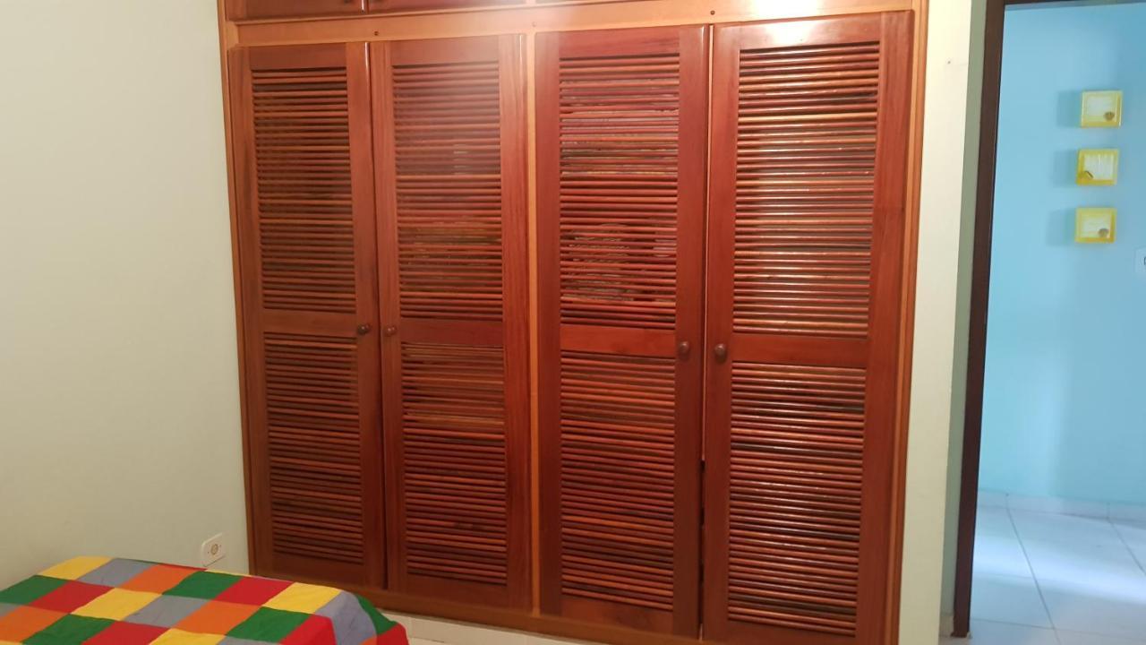 Apartamento Marco E Hilda Убатуба Екстериор снимка